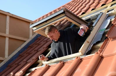 Pose de fenêtres de toit Velux à Genvry